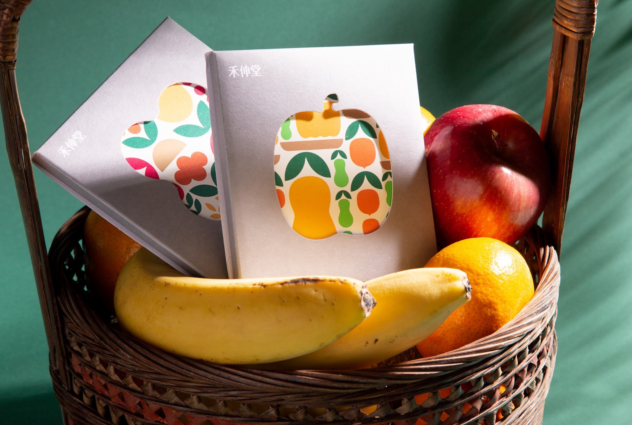 Behance: Very nice fruit-based branding work for a company by the name of Holystone